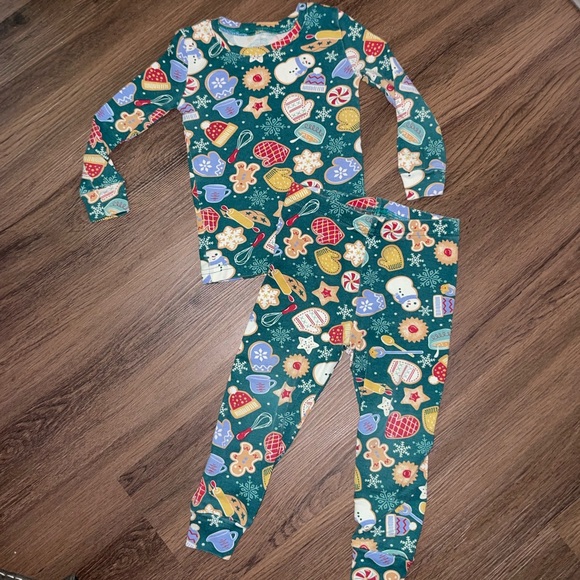 Jingles & Joy PJ Set (2T) - Picture 1 of 5